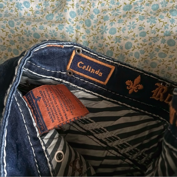 Rock Revival Women's Jean Shorts - Picture 4 of 4